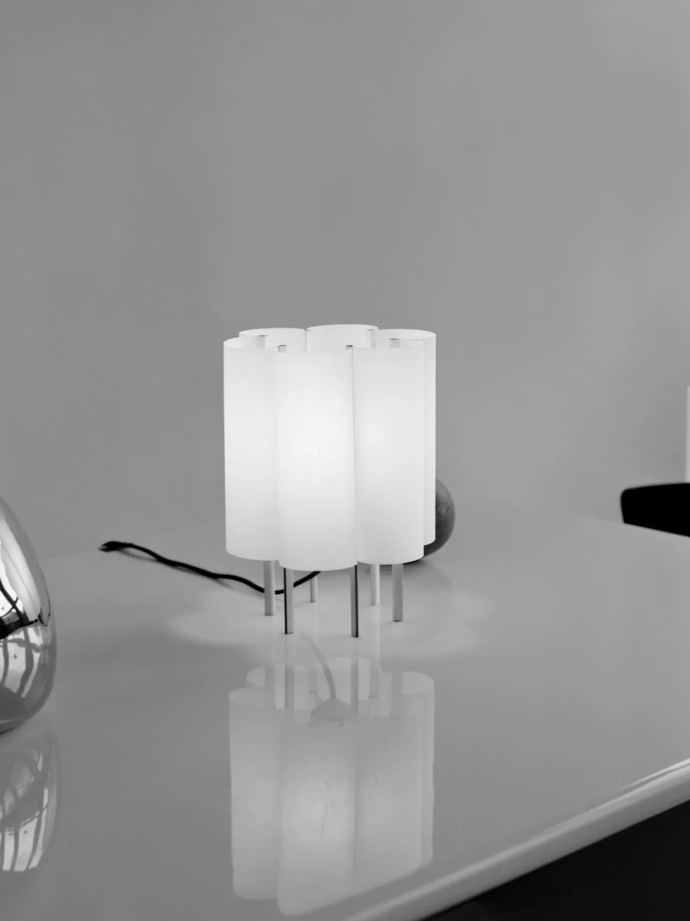 Boe Table Lamp