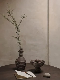 Brura Vase