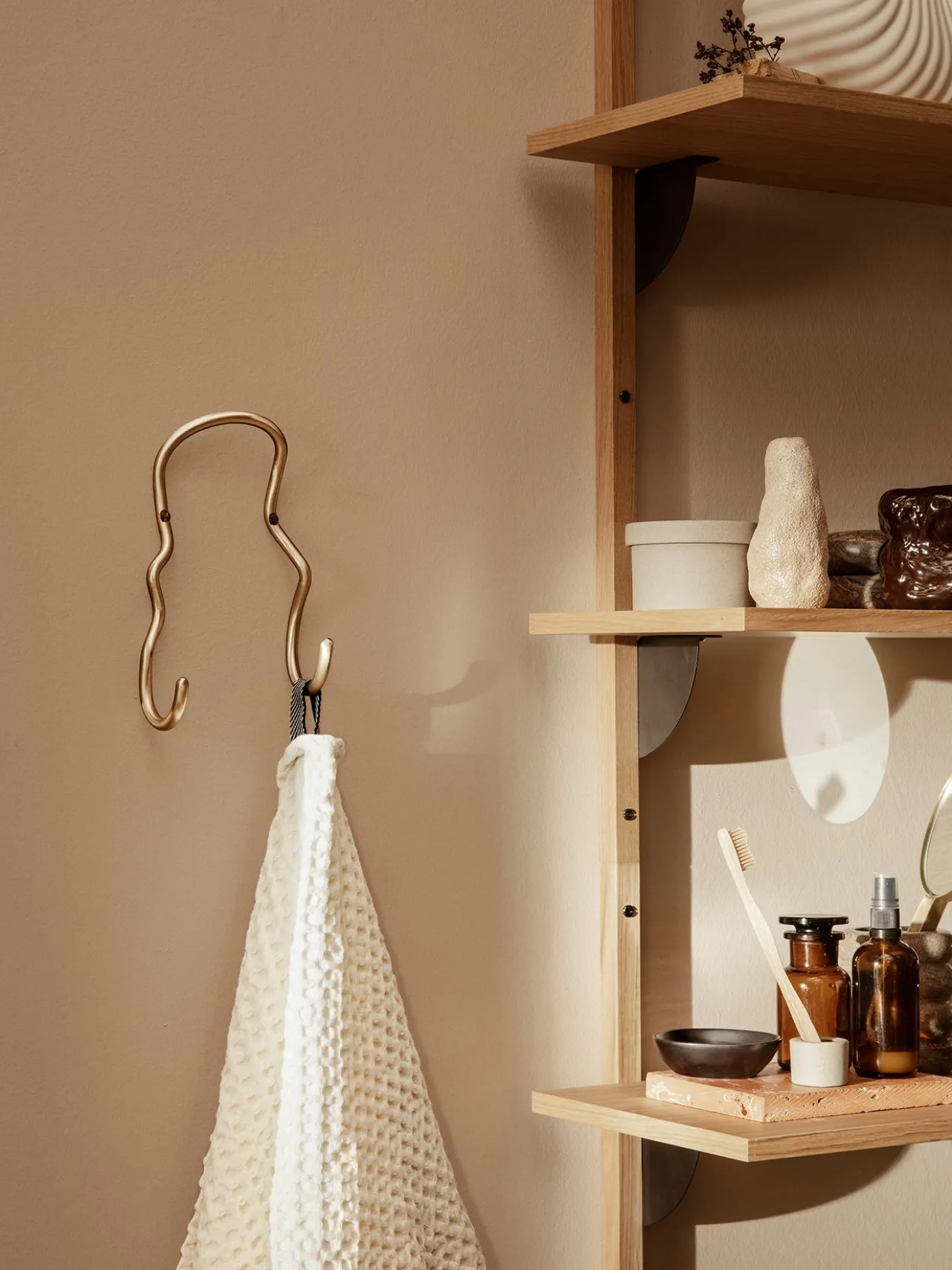 Curvature Double Hook