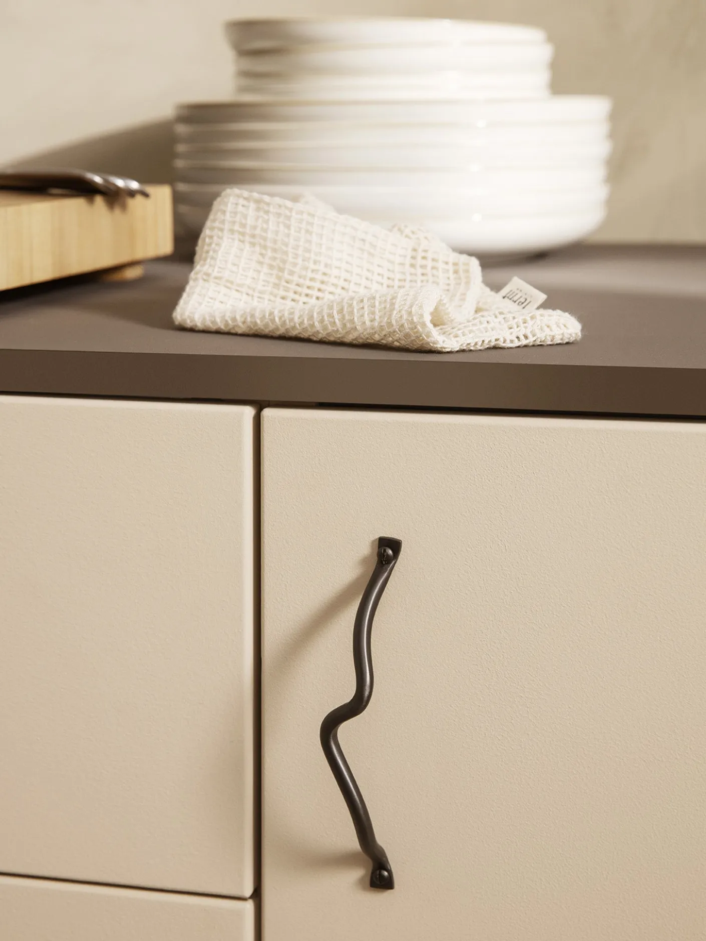 Curvature Handle