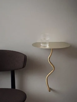 Curvature Wall Table