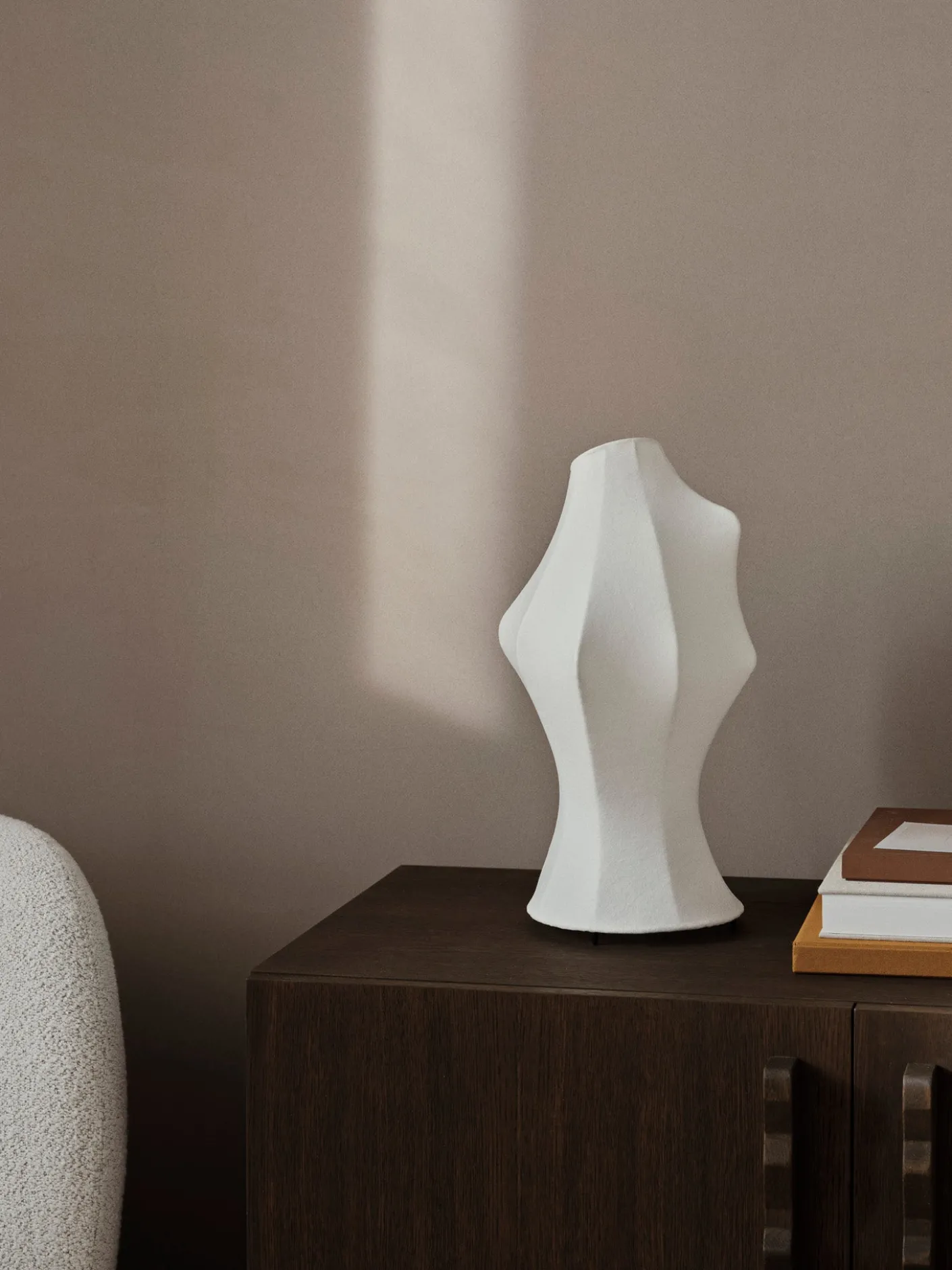 Dae Table Lamp