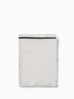 Dela Throw