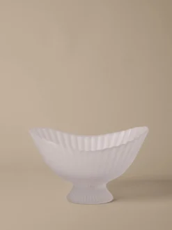 Fountain Glass Centrepiece