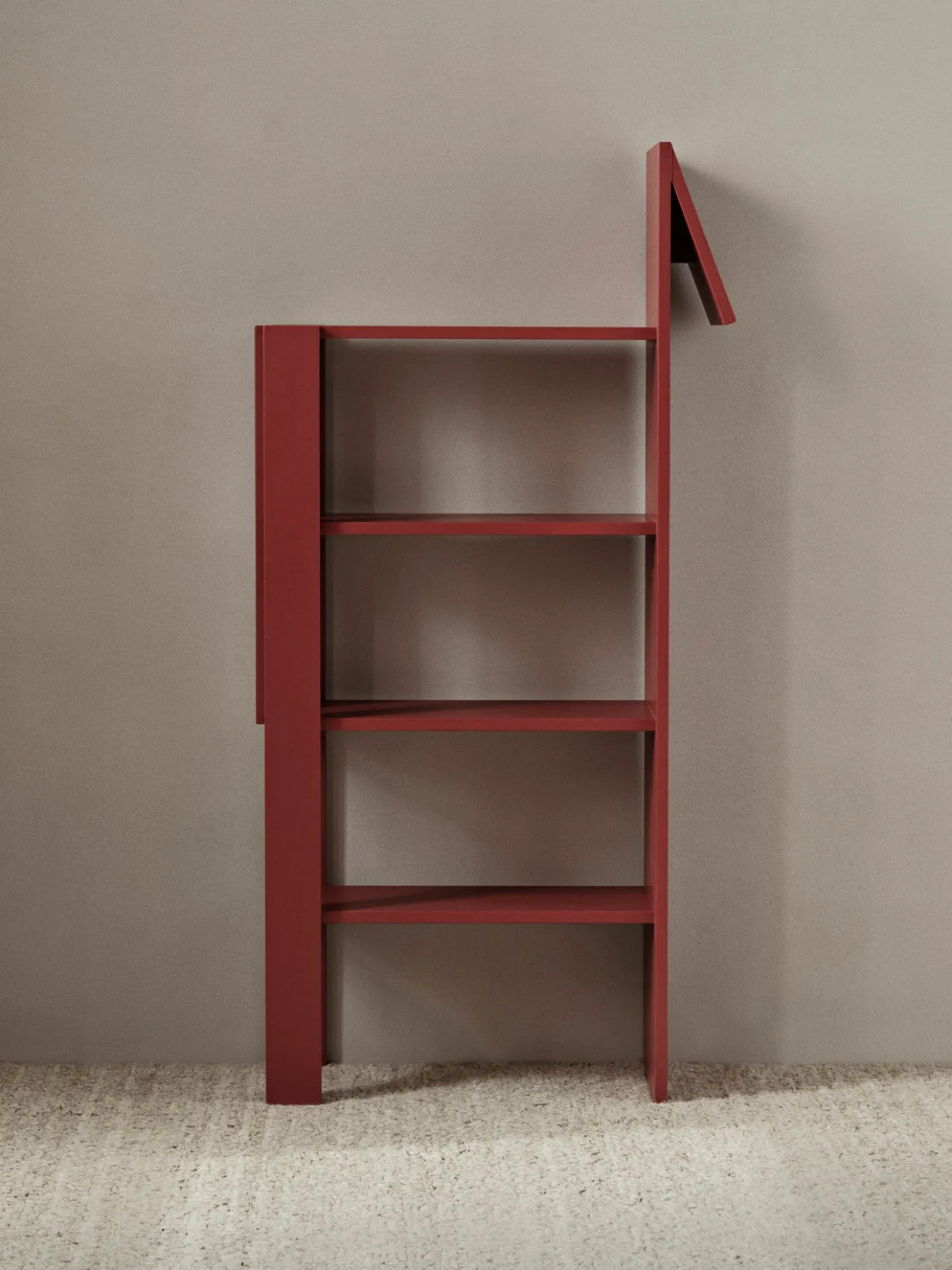 Giraffe Bookcase