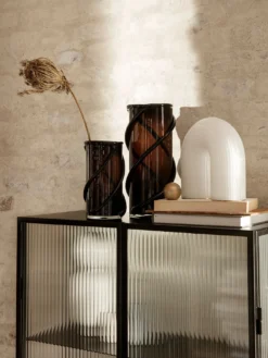 Haze Vitrine - Reeded Glass