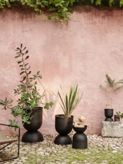 Hourglass Pot - Medium