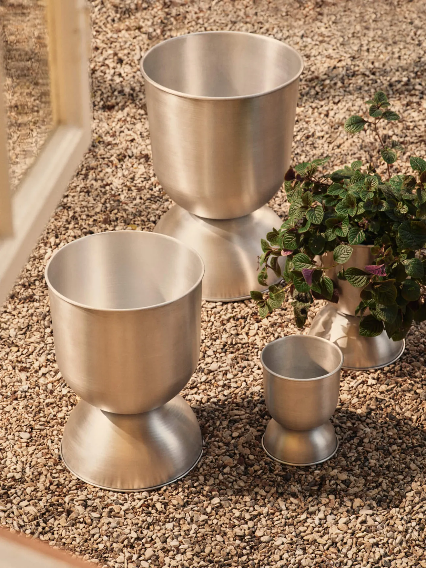Hourglass Pot - Small