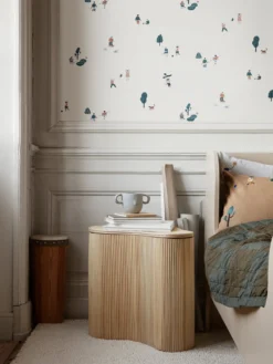 Isola Storage Table