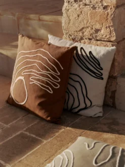 Jot Cushion