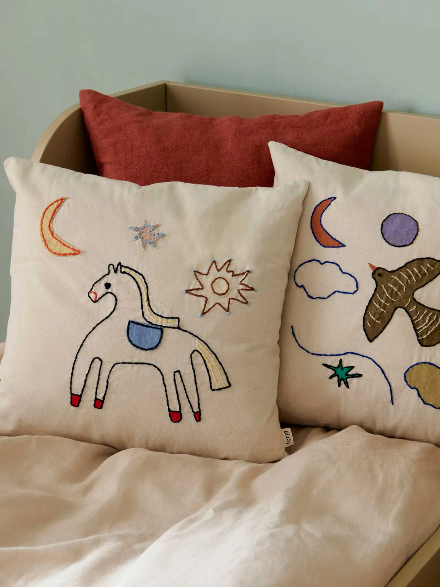 Naive Cushion