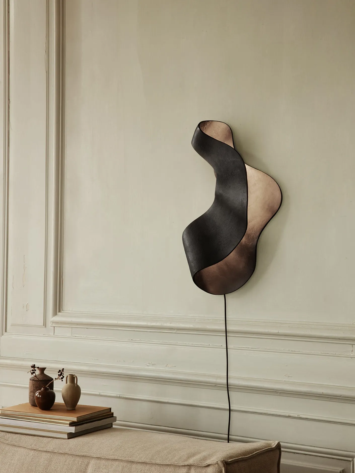Oyster Wall Lamp