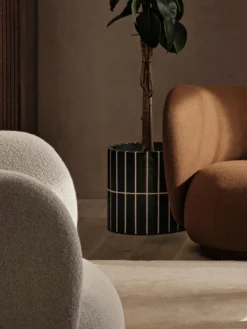 Pillar Plant Pot