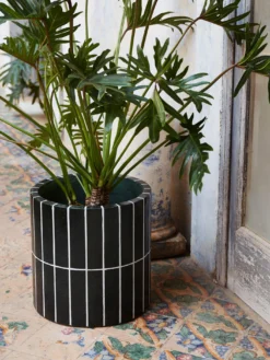 Pillar Plant Pot