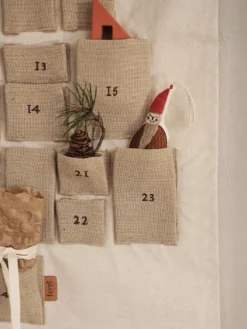 Pine Christmas Calendar - Maxi