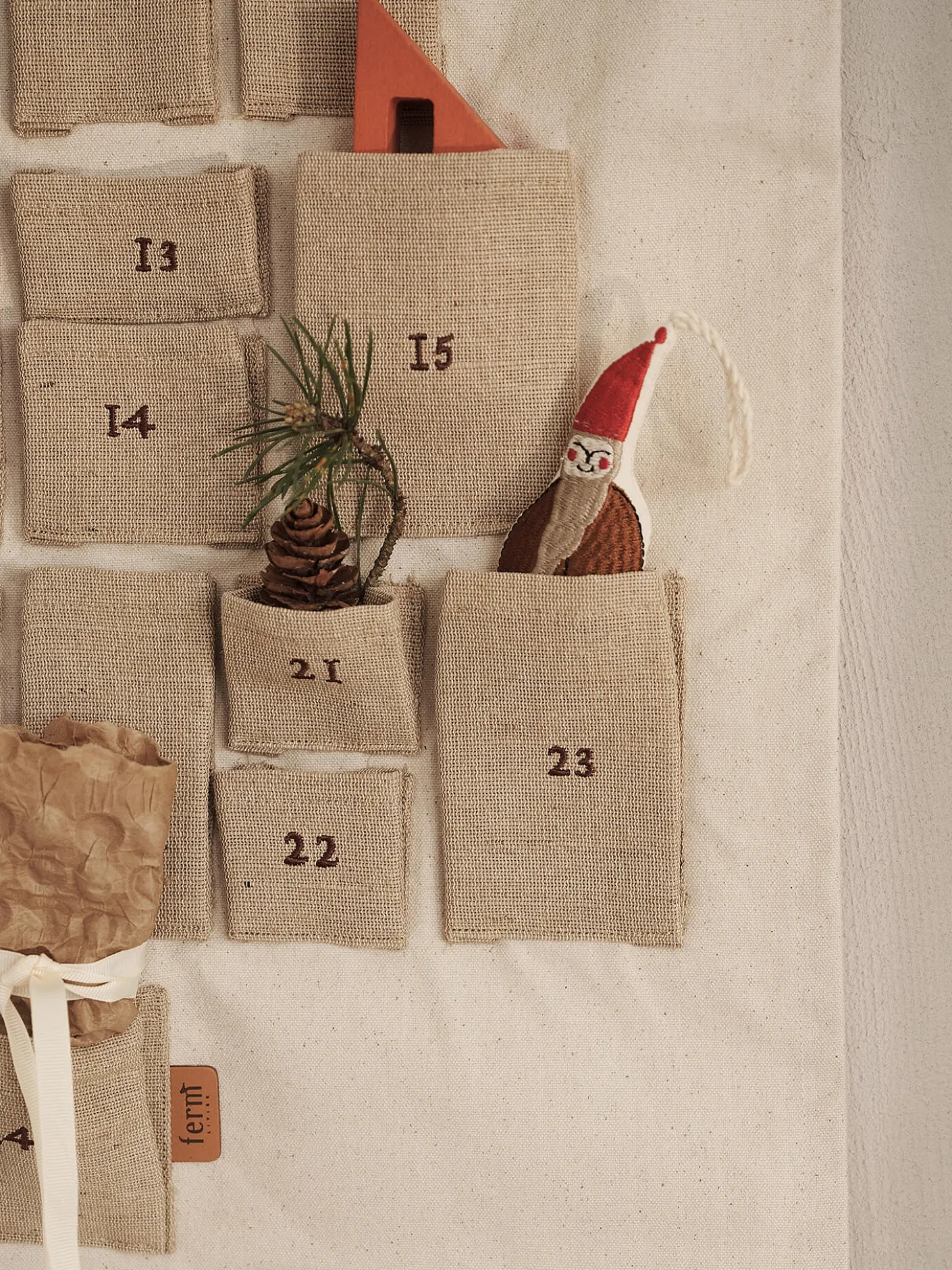 Pine Christmas Calendar - Maxi