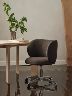 Rico Dining Chair - Castors - Soft Bouclé