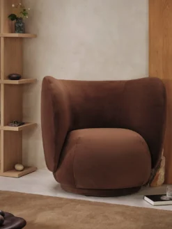 Rico Lounge Chair - Swivel - Rich Velvet