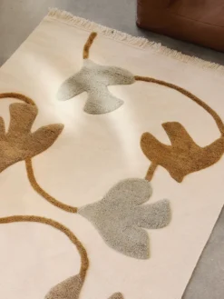Swif Bird Wool Rug