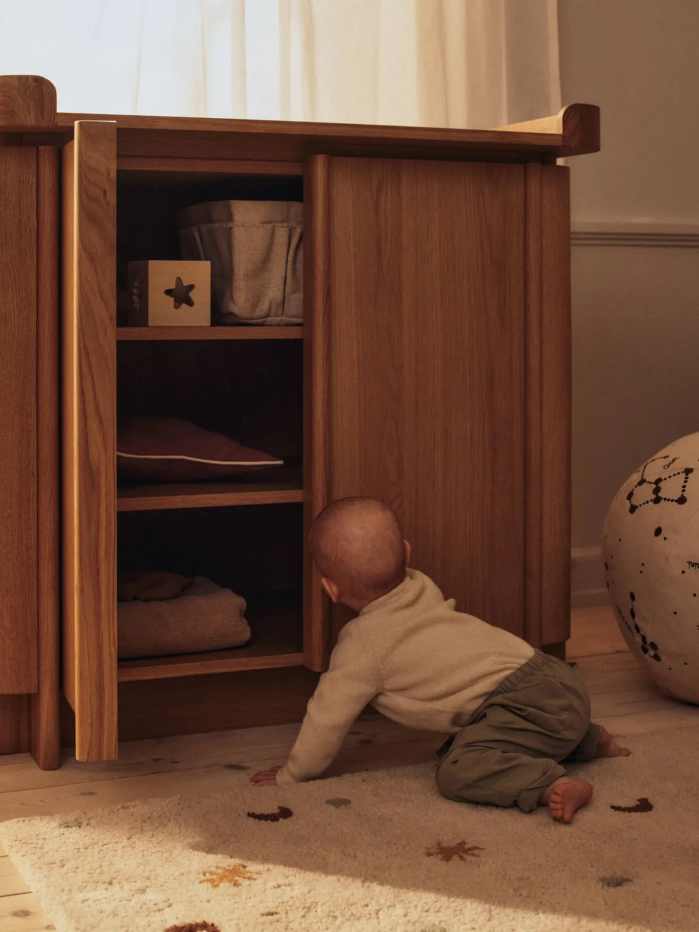 Tilu Changing Unit