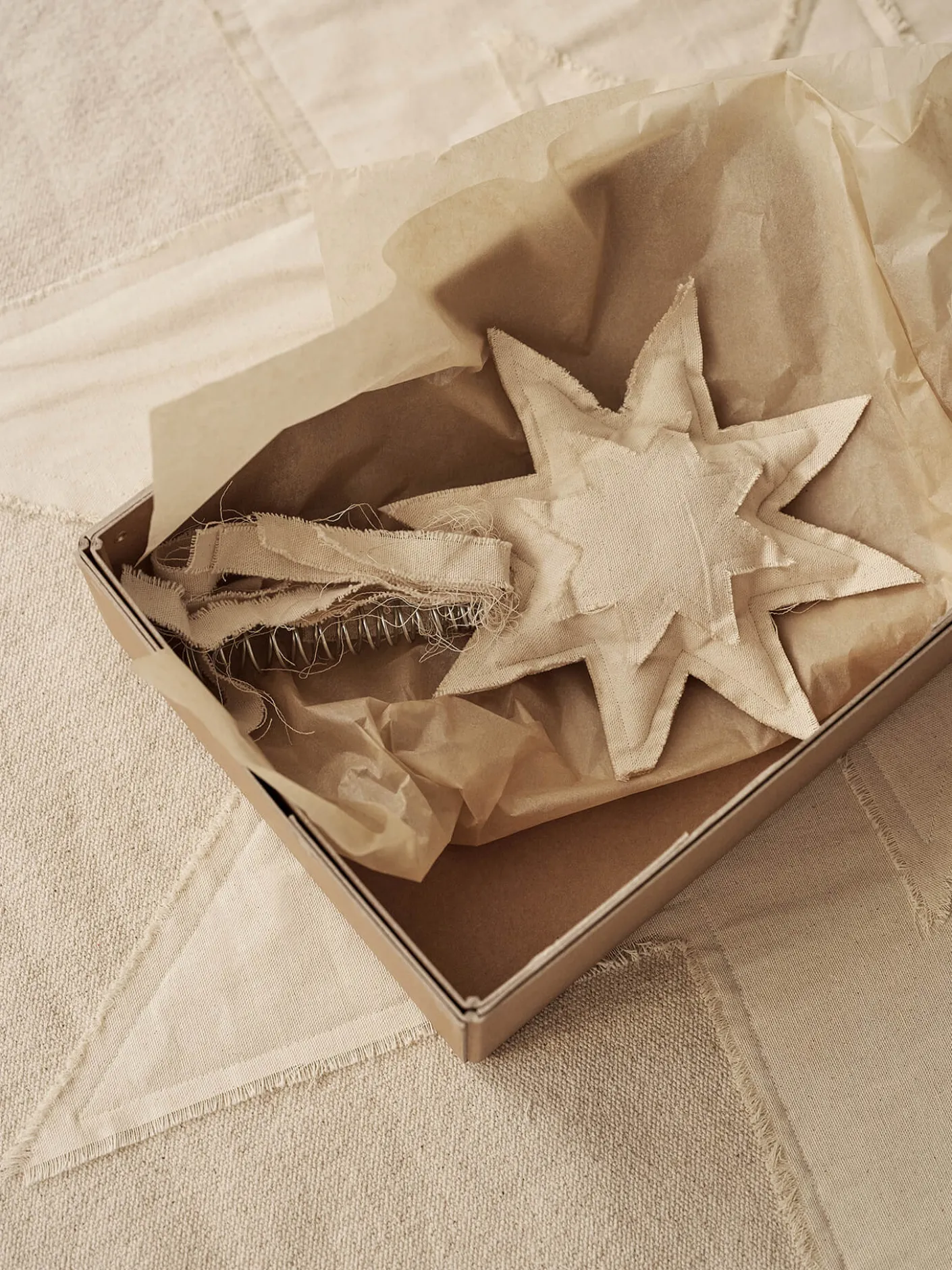 Vela Star Treetopper