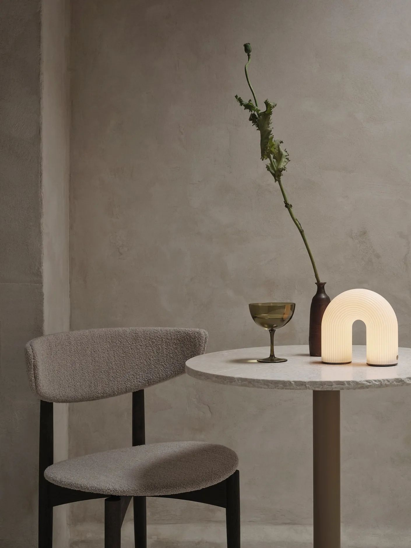 Vuelta Portable Lamp